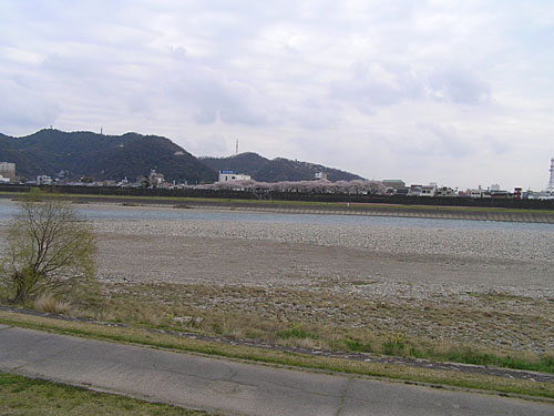 ǐiȂ炪AiKKjb ؋㗬