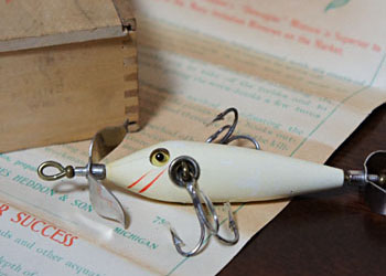 The Heddon Heddon's Dowagiac Minnows since 1902bI[hA[EwhEhWbN@#100